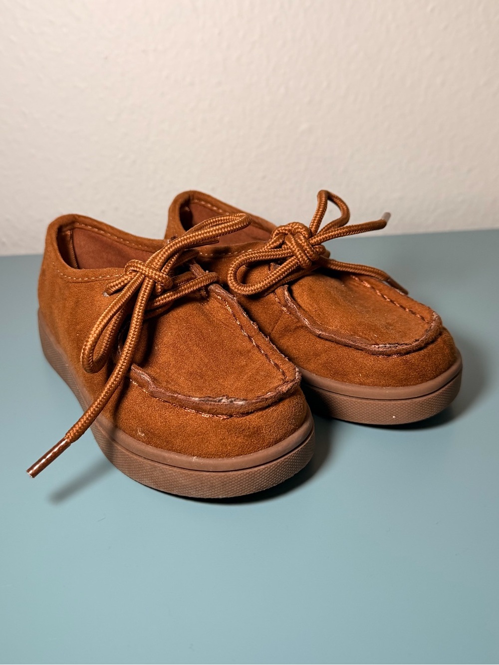 Kids Casual Suede Moccasin Lace-Up Shoes in Brown